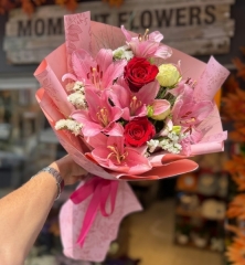Pembe Lilyum ve Kırmızıgül